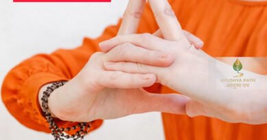 Matangi Mudra): Calm Pitta & Improve Digestion