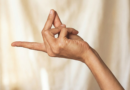 फुफ्फुसमोचन मुद्रा (Bronchial Mudra): Natural Relief for Asthma