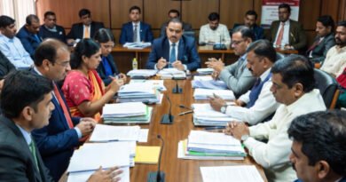 सुप्रीम कोर्ट का बड़ा कदम: क्या आयुष डॉक्टरों को मिलेगा 'रजिस्टर्ड मेडिकल प्रैक्टिशनर' (RMP) का दर्जा? केंद्र से जवाब तलब