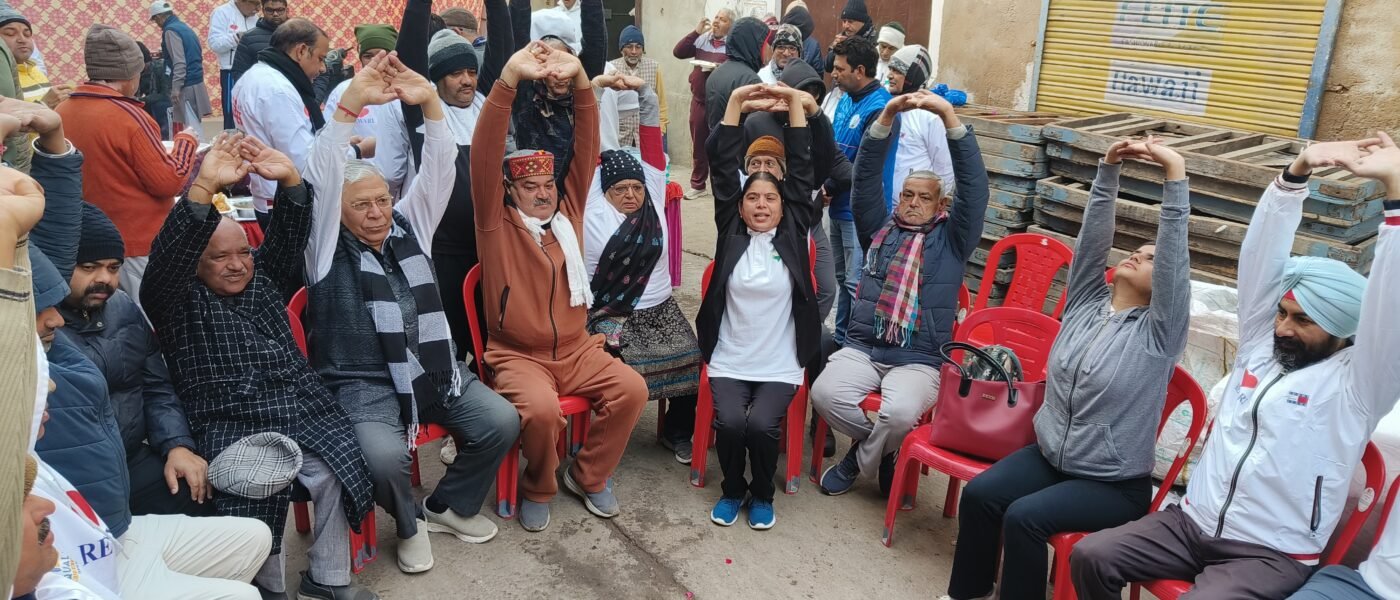 रेवाड़ी में 63वीं सफाई क्रांति: कड़ाके की ठंड में विधायक और अफसरों ने साफ किए नाले, घंटेश्वर मंदिर तक चला महाअभियान | Ayushya Path